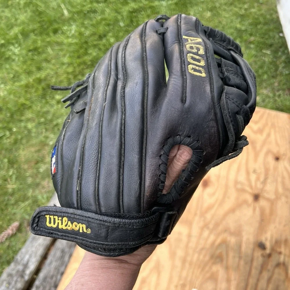 Wilson Baseball Glove - A600  11.75